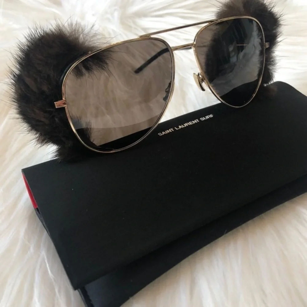 Saint Laurent authentic saint